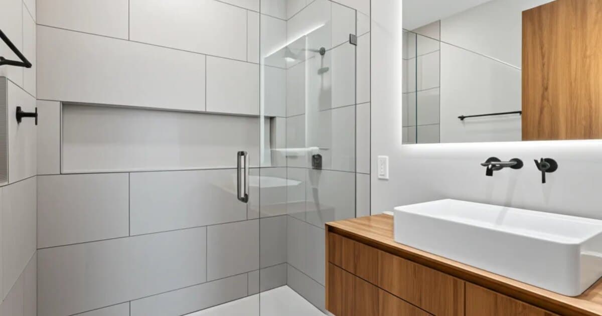 Freestanding vs Alcove Bathtub in Boise — Iron Crest Remodel